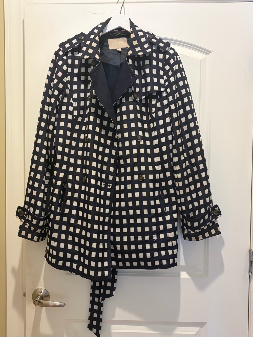 Banana Republic Navy & White Checked Trench Coat-perfect condition-needs dryclea